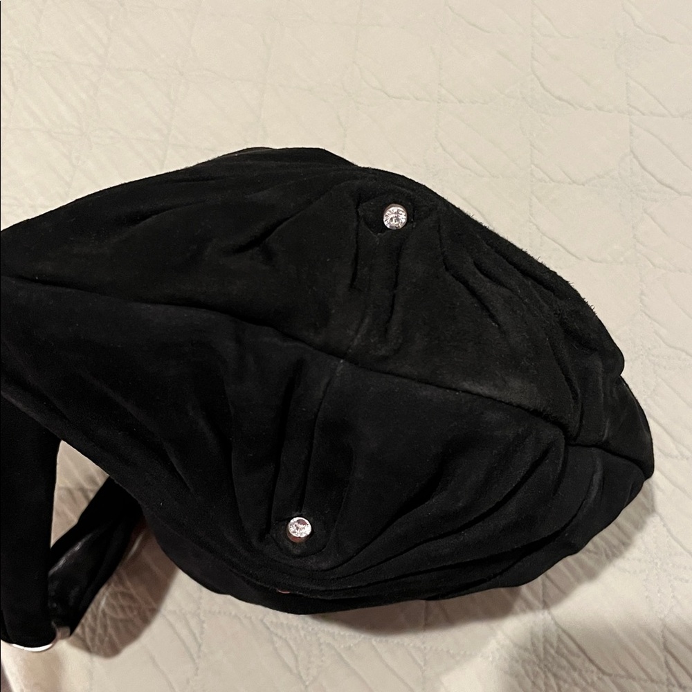 YVES SAINT LAURENT Mombasa hobo bag in black suede w/ Diamond studs & Ruching - Picture 15 of 16